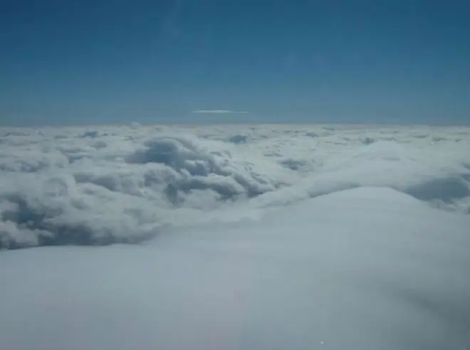 A cloud deck seen from high altitude in the wave